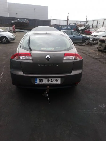 Продажа Renault Laguna 1.5D (110Hp) (K9K 782) FWD MT по запчастям