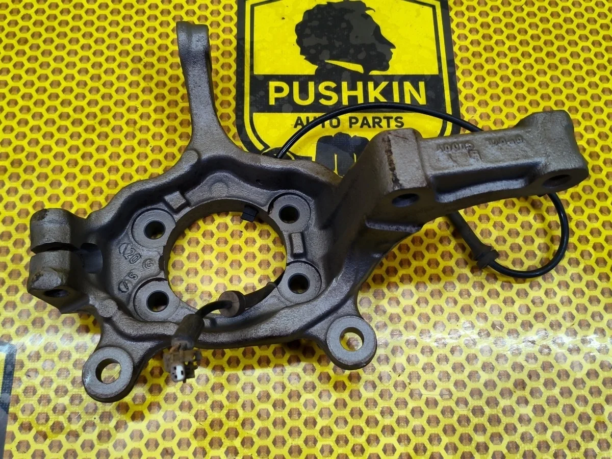 Кулак поворотный Nissan Qashqai 2008 J10