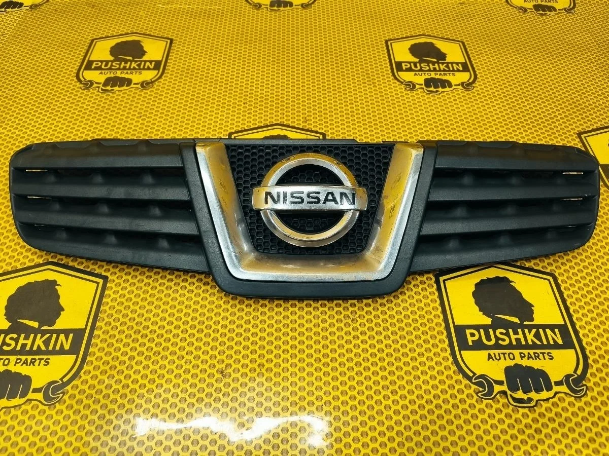 Решетка радиатора Nissan Qashqai 2008 J10