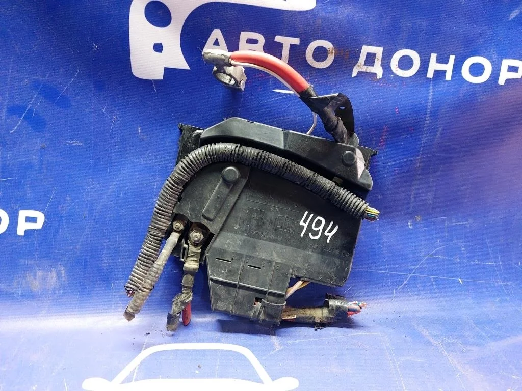 блок предохранителей FORD FOCUS CB8 IQDB