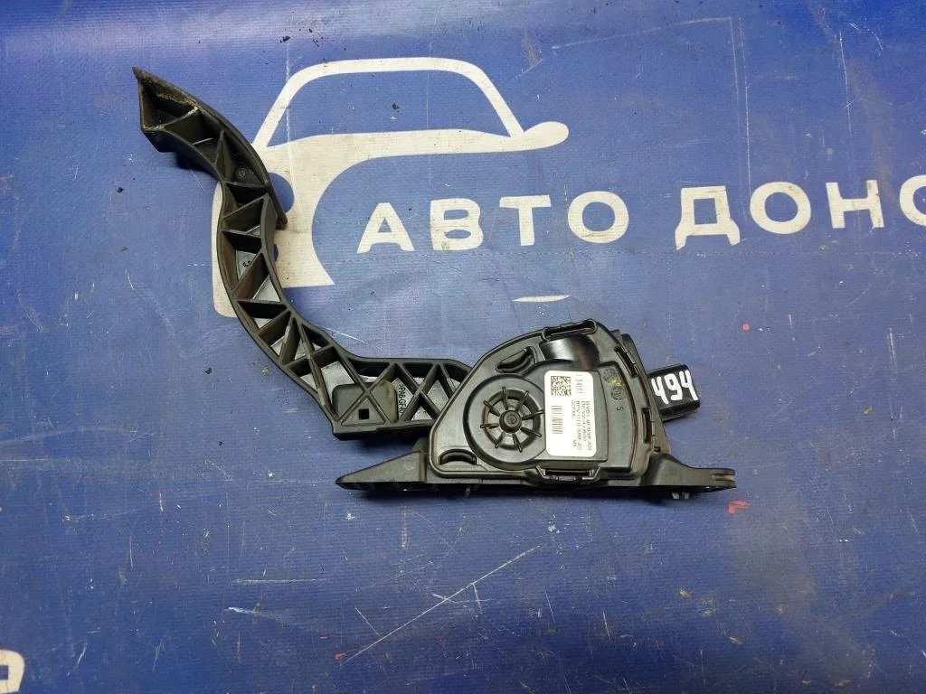 педаль газа FORD FOCUS CB8 IQDB