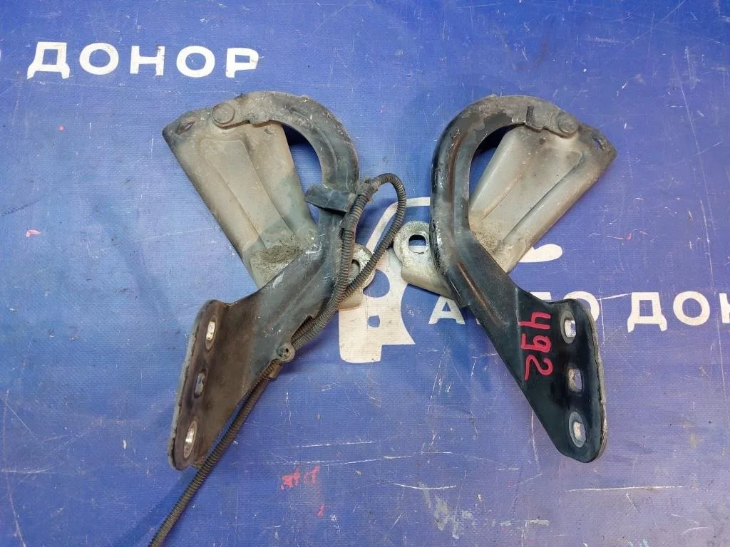 крепление капота FORD FOCUS CB8 IQDB