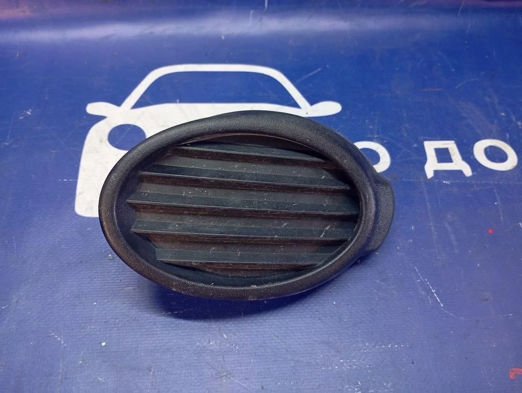 заглушка бампера FORD FOCUS CB8 -