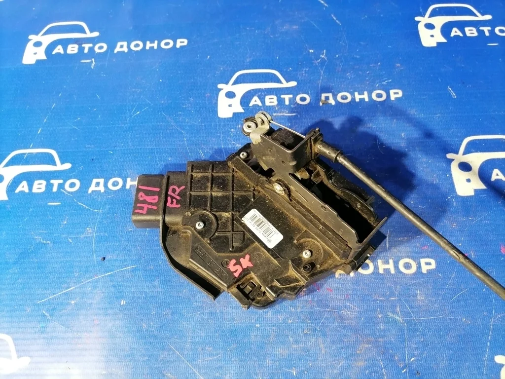 замок двери FORD FOCUS CB4 SHDA