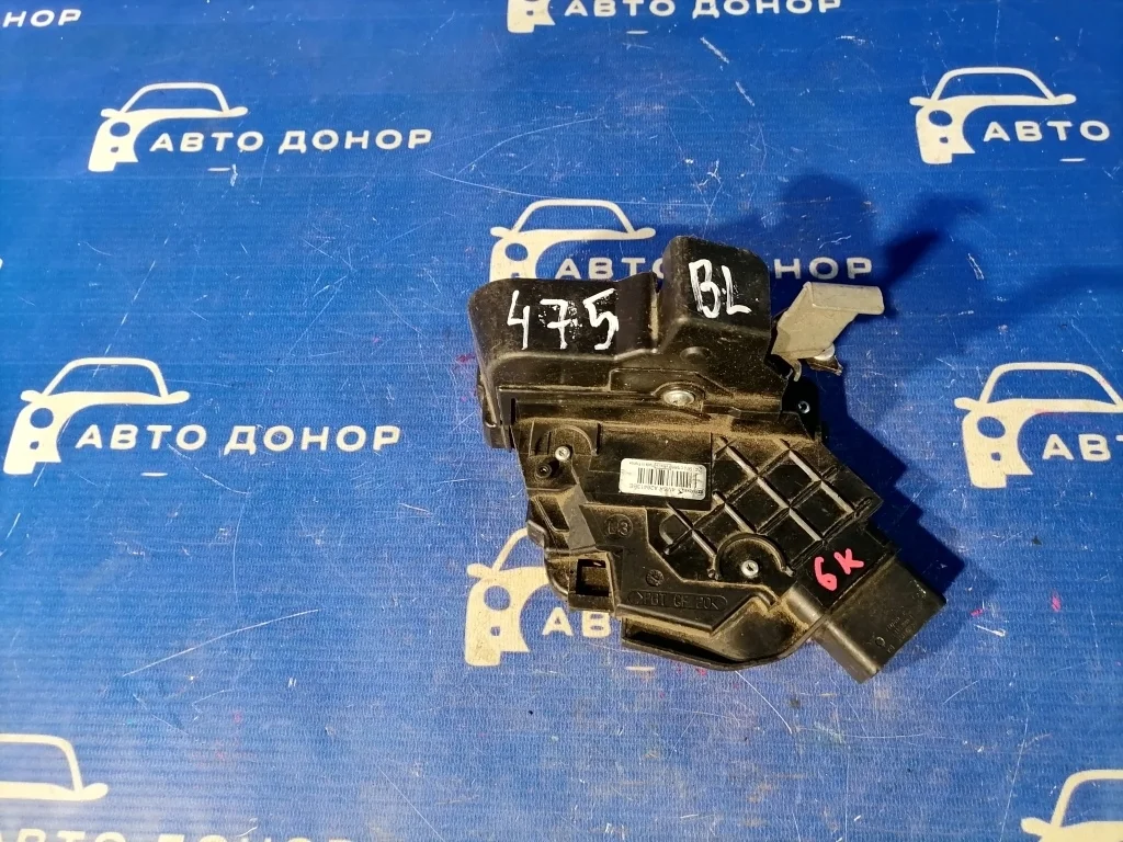 замок двери FORD FOCUS CB4 SHDC, HWDA, HWDB, SHDA, SHDB