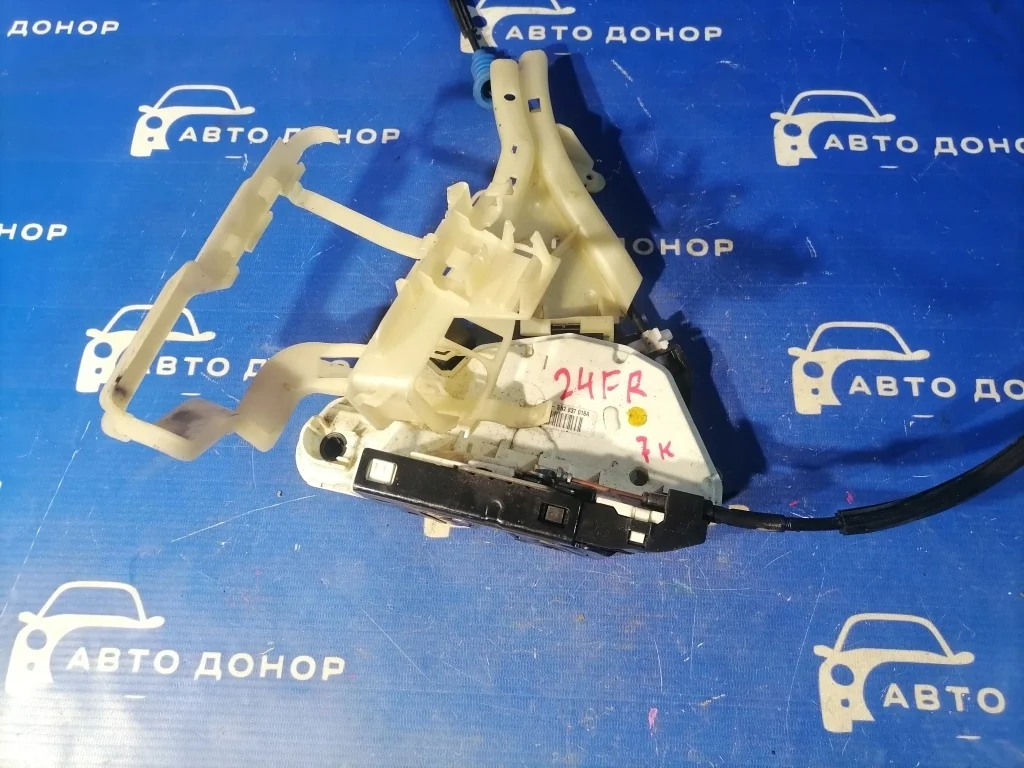 замок двери VOLKSWAGEN PASSAT CC 357 CAWB