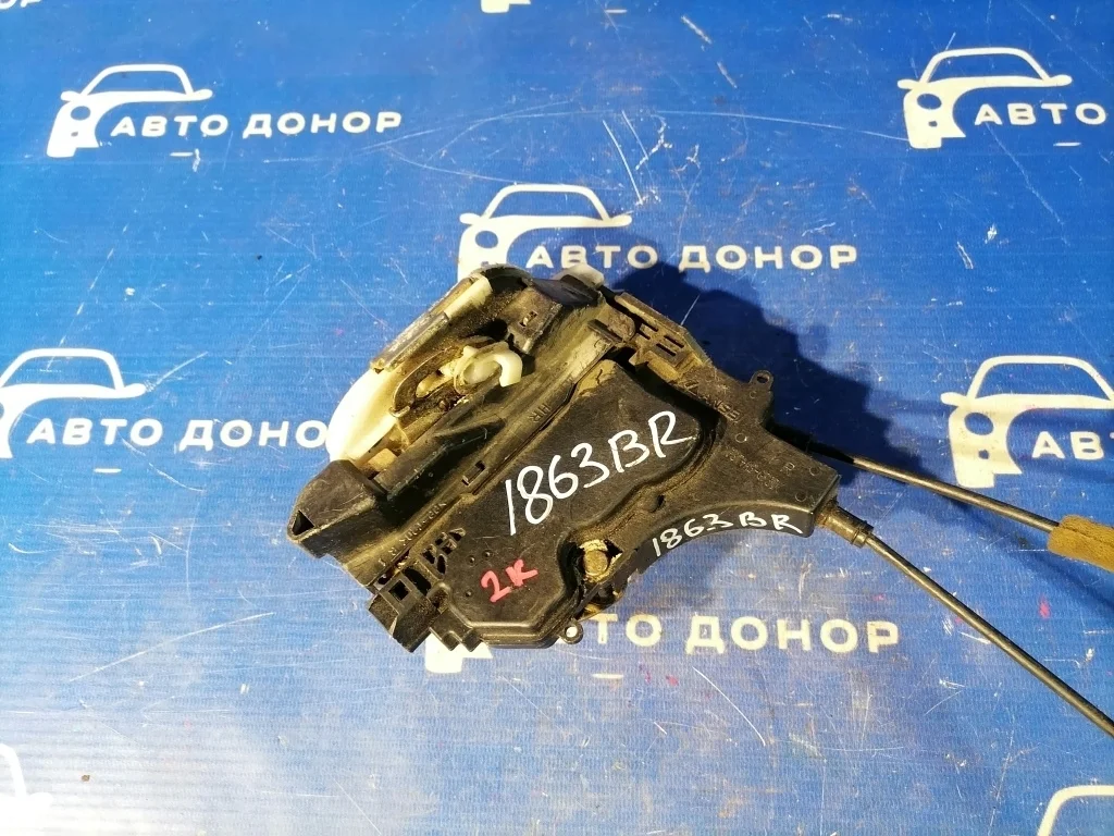 замок двери MITSUBISHI COLT Z25A 4G19