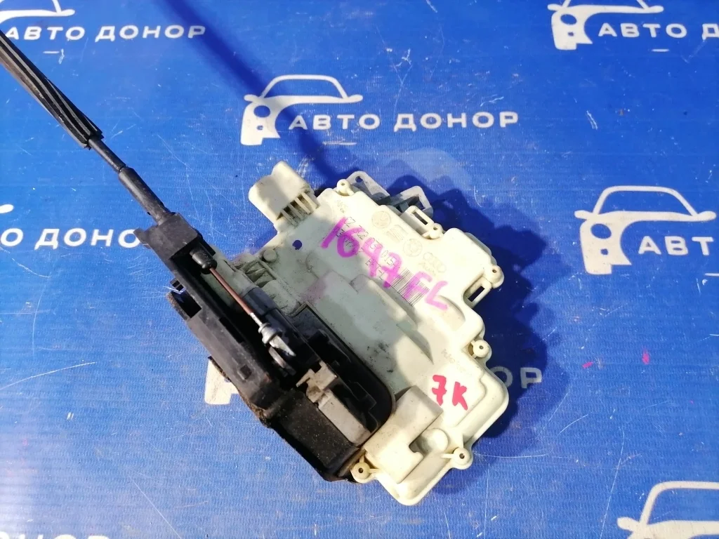 замок двери VOLKSWAGEN PASSAT 3C2 BVY