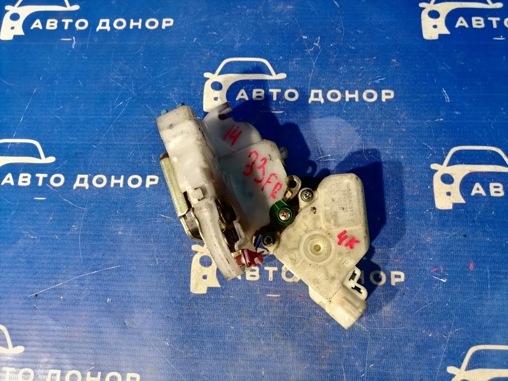замок двери NISSAN GLORIA MY34 VQ25DD