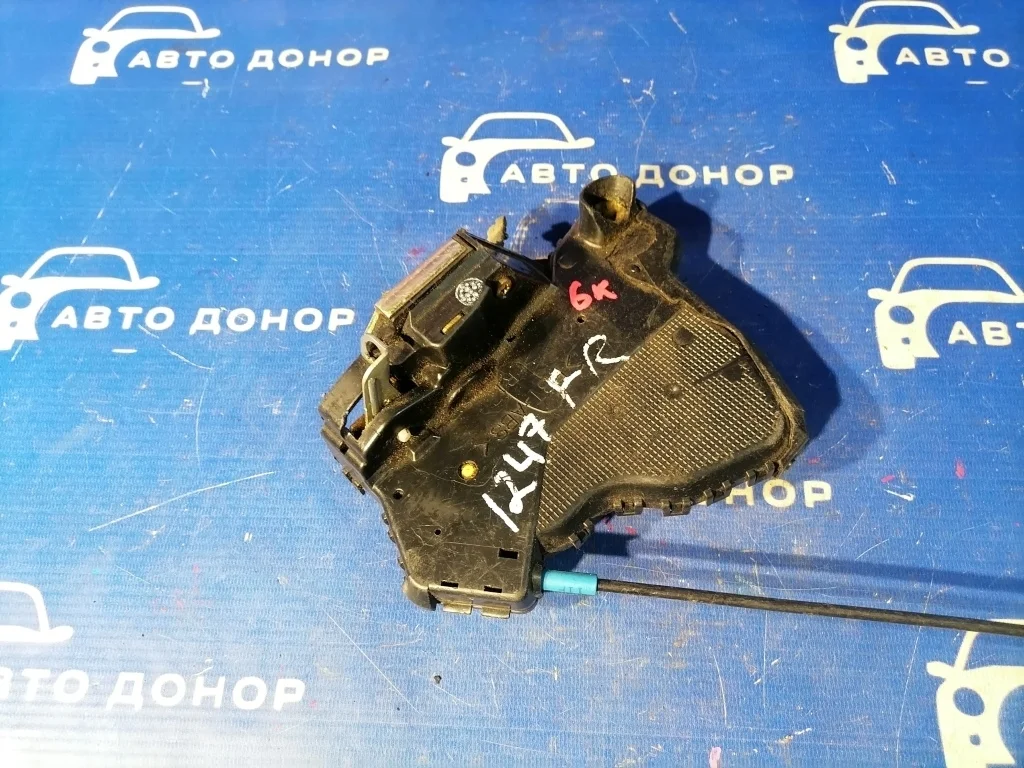 замок двери TOYOTA LAND CRUISER PRADO VZJ120 5VZFE