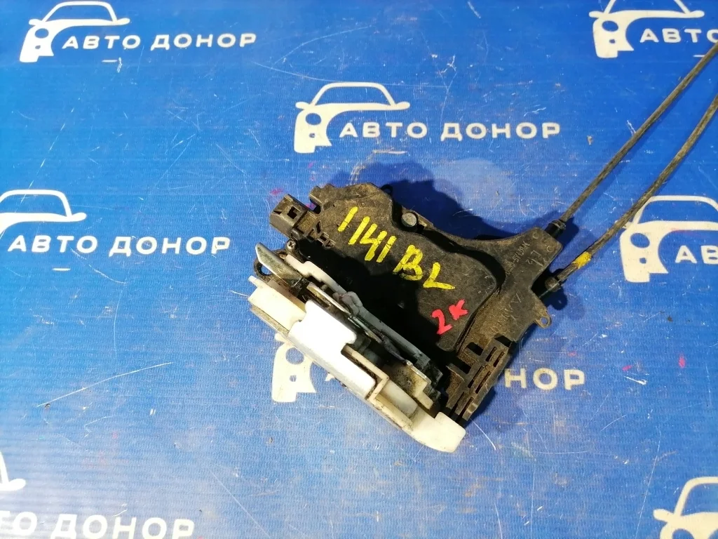 замок двери MITSUBISHI LANCER CY4A 4B11