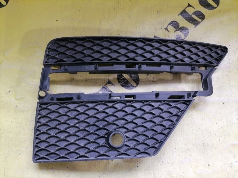Фара противотуманная правая (птф) Mercedes-Benz M-Class W166 2011-2015 2014 A1668852922 3.0 249 Л/С OM642.826 ДИЗЕЛЬ