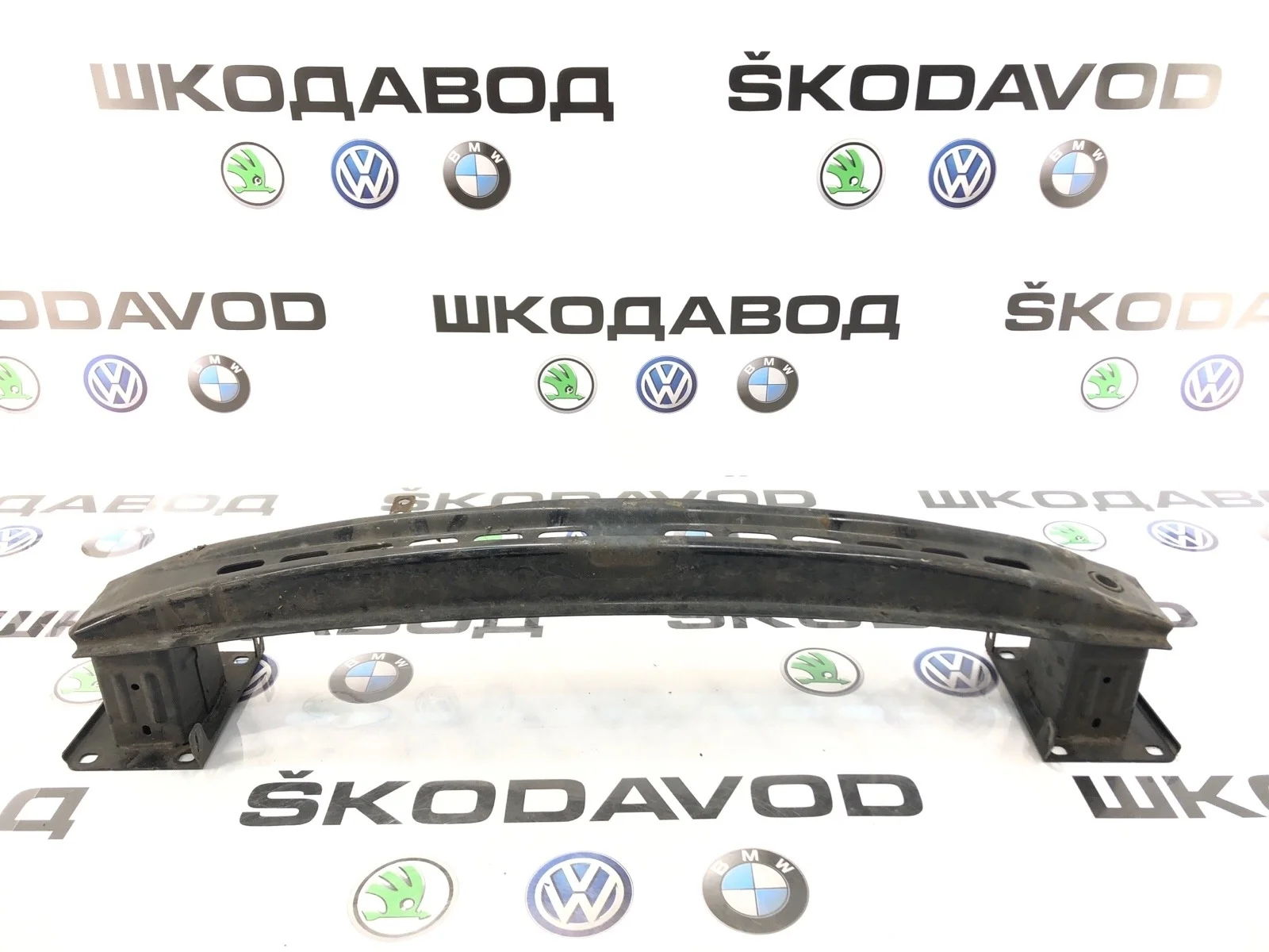 Усилитель бампера Skoda Octavia Rs 2014 5E0807109 A7 (5E)
