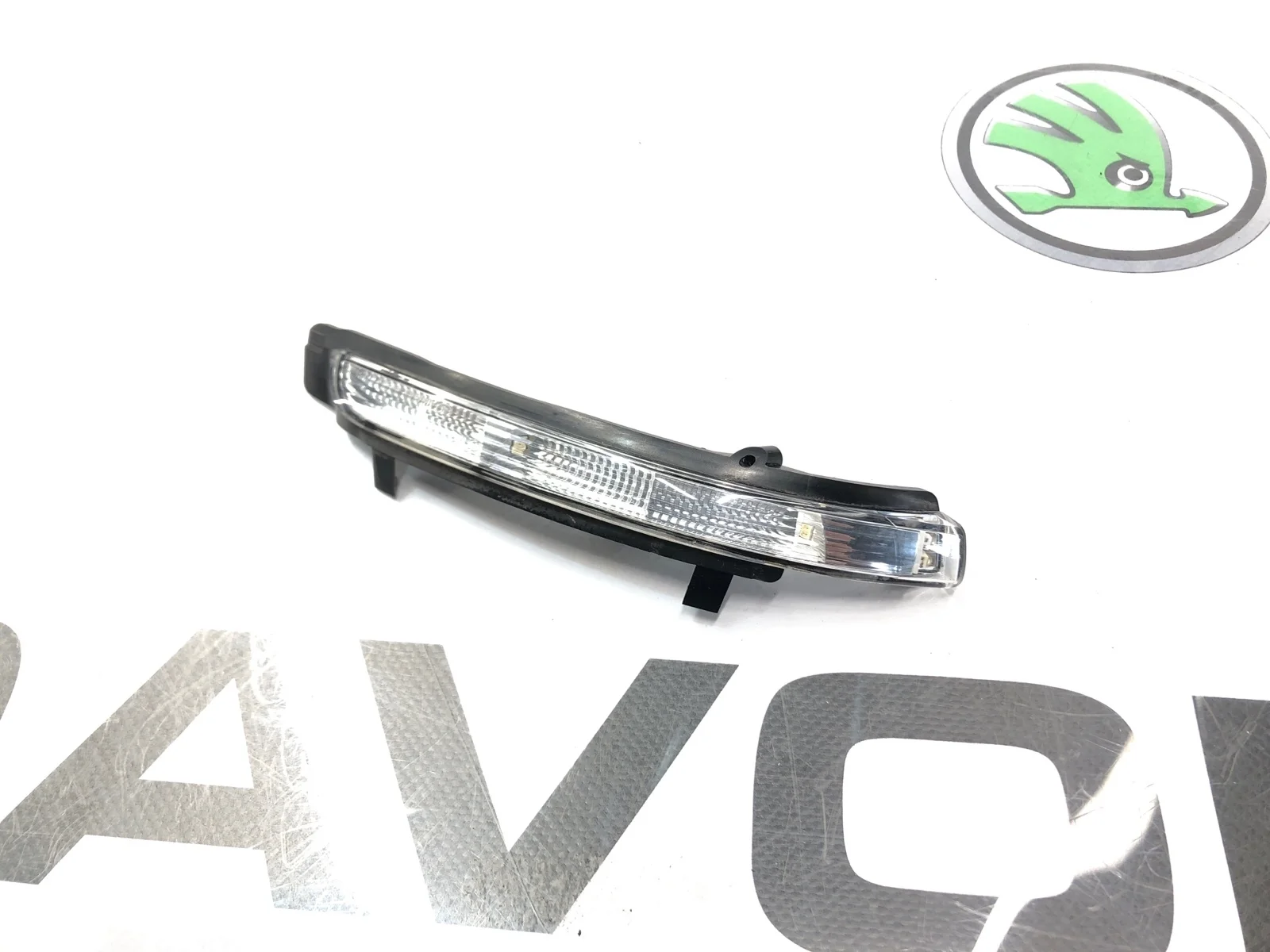Поворотник зеркала заднего вида Skoda Octavia 2011 3T0949102 A5 (1Z), правый