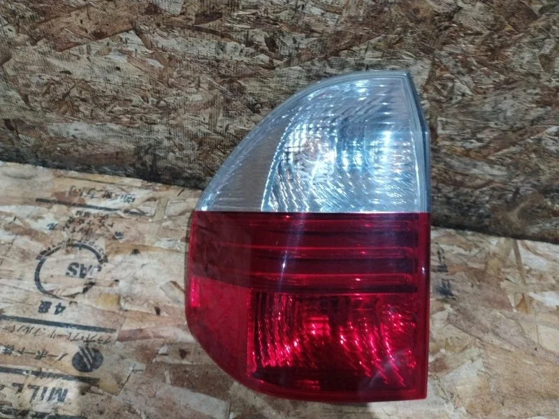 Фонарь BMW X3 2008 E83