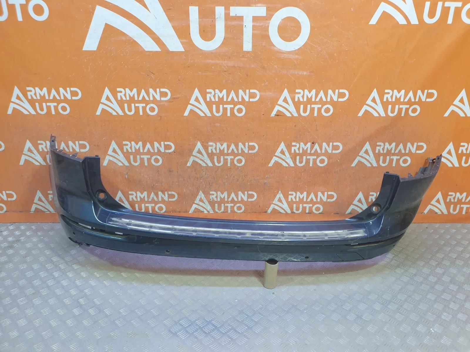 Бампер Volvo XC60 2017-2021