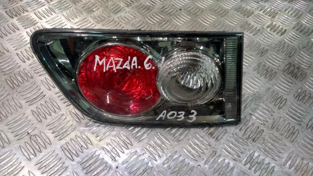 Фонарь внутренний левый MAZDA 6 GG 2002-2007