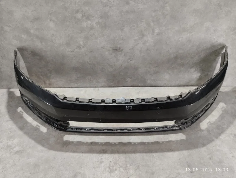 Бампер передний Volkswagen Passat B7 BWS 2013