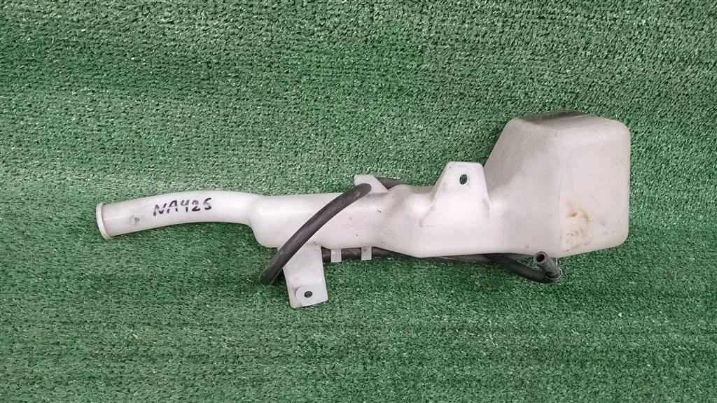 Б.у. бачок расширительный MITSUBISHI GRANDIS NA4W MITSUBISHI GRANDIS NA4W