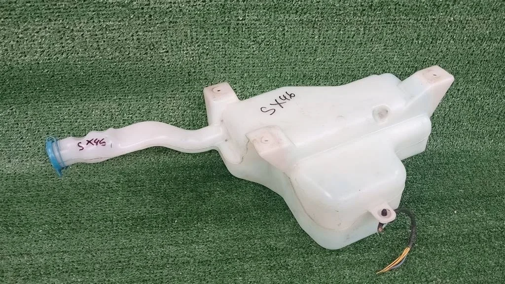 Б.у. бачок омывателя SUZUKI SX4 YA11S SUZUKI SX4 YA11S