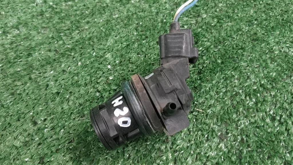 Б.у. насос омывателя TOYOTA VILLEFIRE H20 TOYOTA VILLEFIRE H20