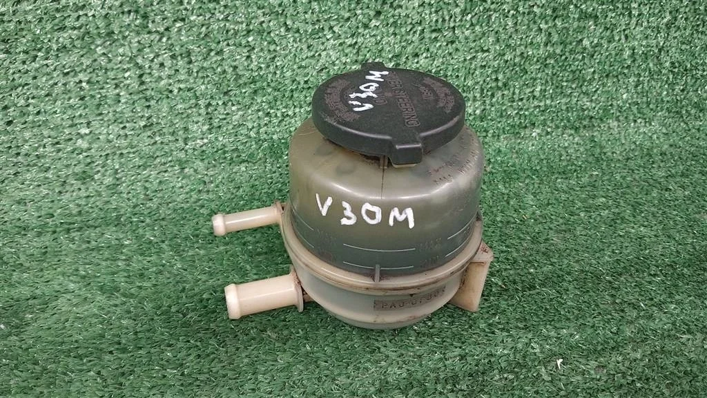 Б.у. бачок гидроусилителя TOYOTA CAMRY V30 ACV30 TOYOTA CAMRY V30 ACV30