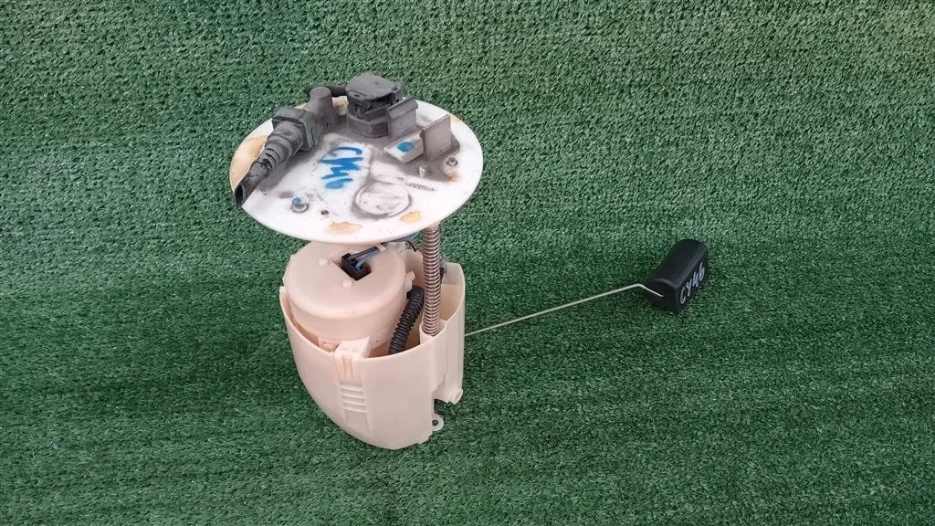 Б.у. насос топливный MITSUBISHI LANCER CY4A MITSUBISHI LANCER CY4A