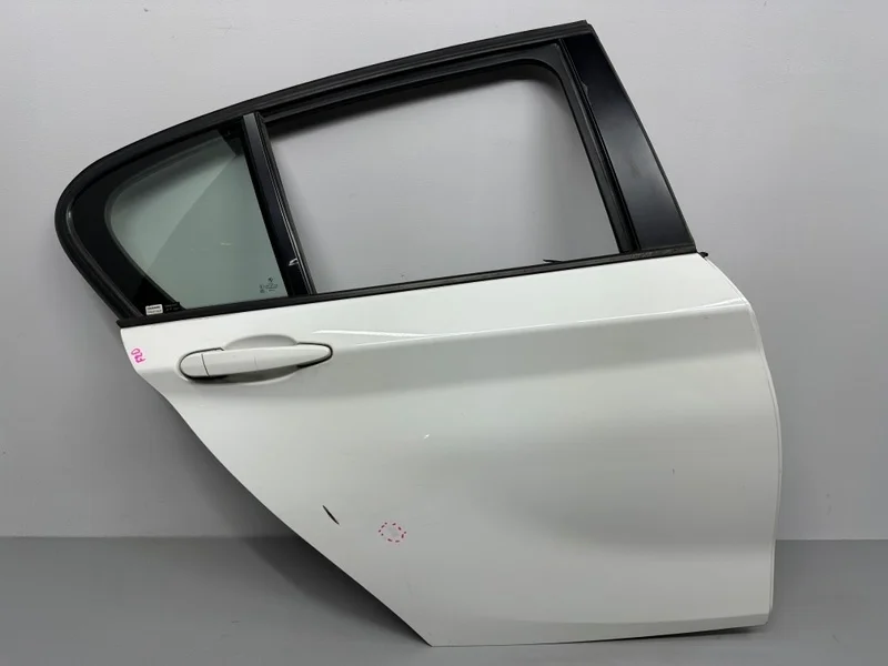 Дверь BMW 1 F20
