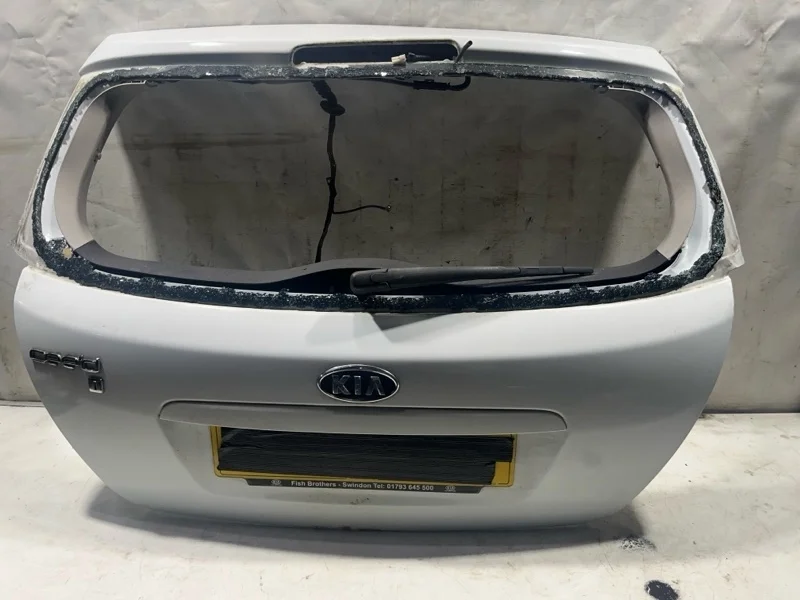 Крышка багажника Kia Ceed 1 ХЕТЧБЕК 2010