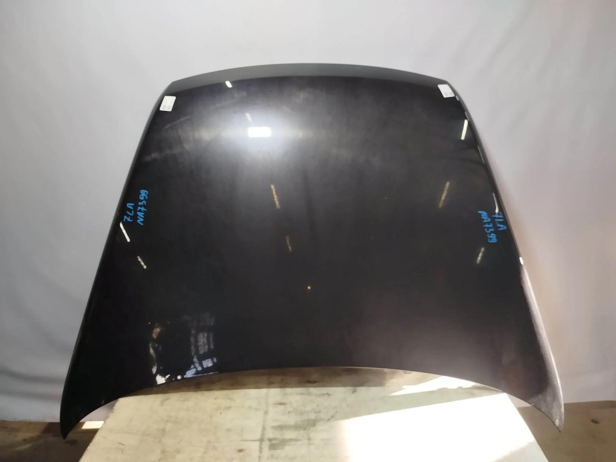 КАПОТ VOLKSWAGEN TOUAREG 7L6 7L7 7LA 7L6823031D черный NA7399