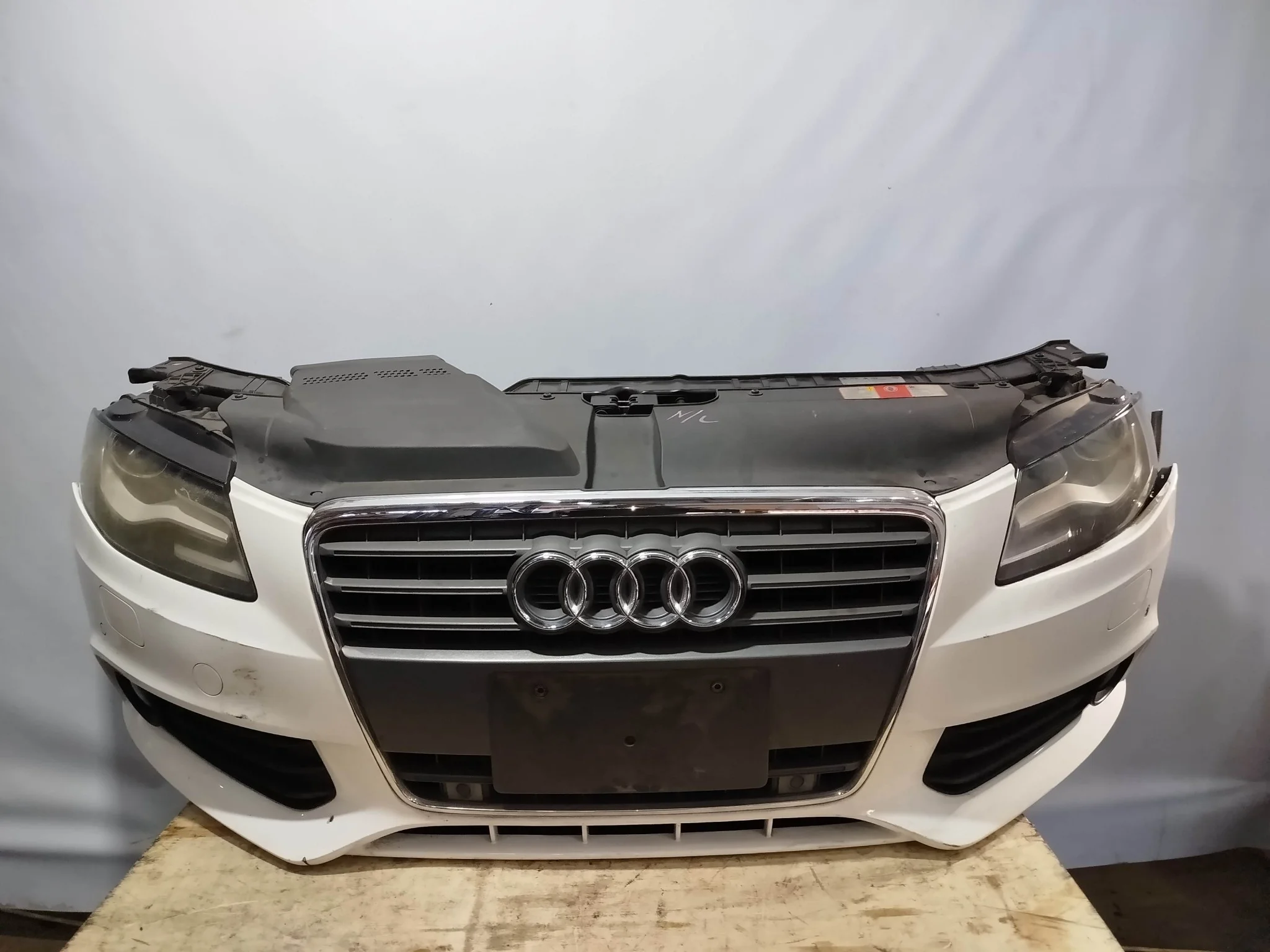 NOSECUT AUDI A4 8K2 8K5 B8 1 МОДЕЛЬ 8K0807105C белый, LY9C NA6921