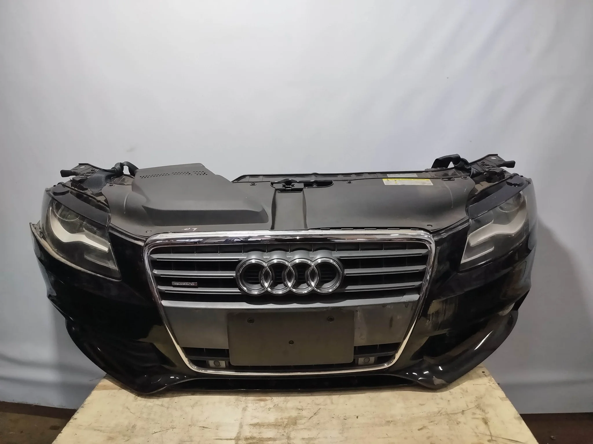 NOSECUT AUDI A4 8K2 8K5 B8 1 МОДЕЛЬ 8K0807105C черный NE277