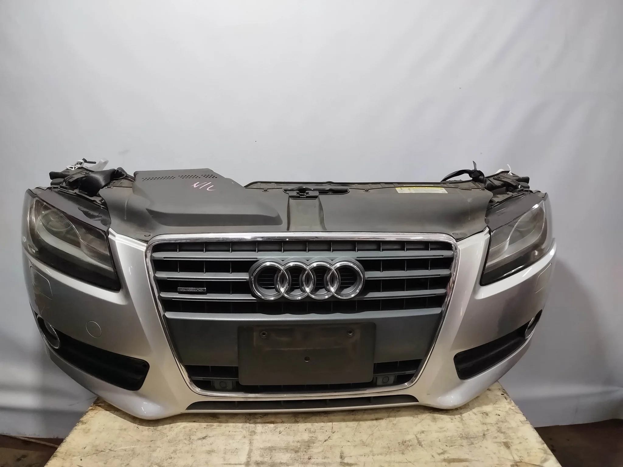 NOSECUT AUDI A5 8F7 8T3 8TA 1 МОДЕЛЬ 8T0807105C серебро, LX7W NA7460