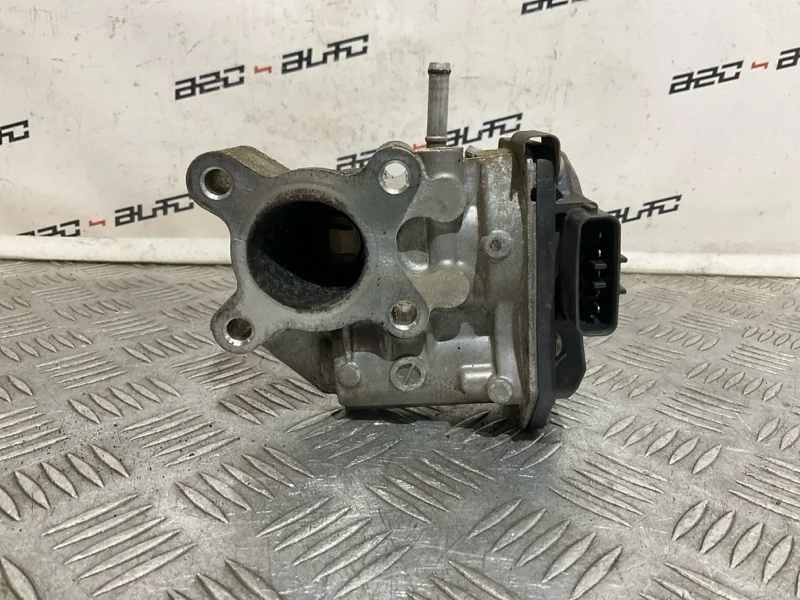 Клапан егр Nissan Pathfinder 147105X00D 2.5