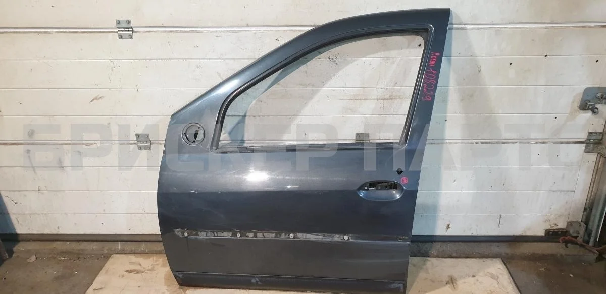 Дверь передняя левая Рено Логан 1  LS0G/LS12
