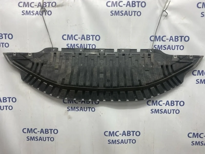 Пыльник бампера Audi A8 4H0807611 D4 3.0 CGW