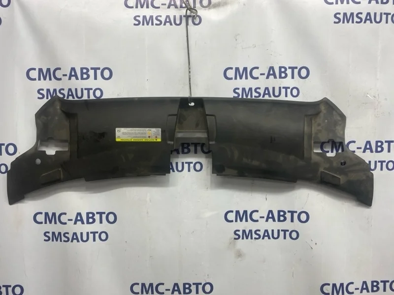Накладка замка капота Audi A8 4H0807081 D4 3.0 CGW