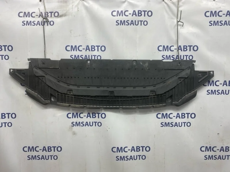 Пыльник бампера Audi A6 4G0807611E C7 2.0 CYP