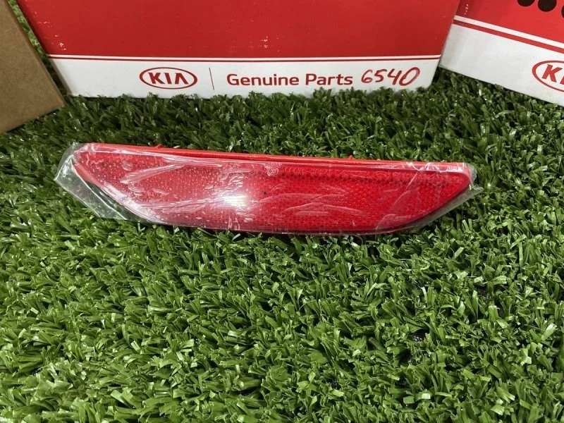 Катафот светоотражатель левый Kia Rio 3 новый ориг