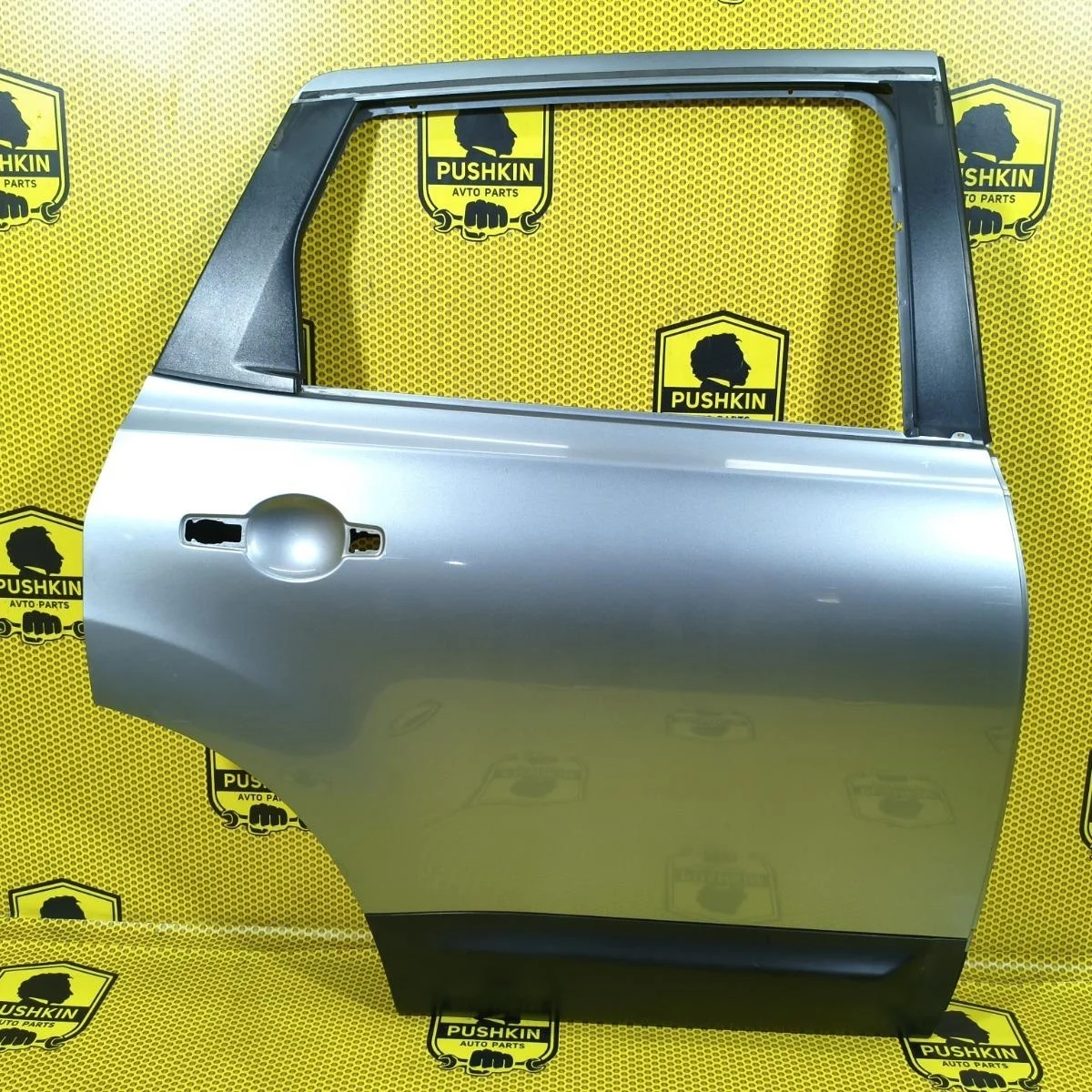 Дверь Nissan Qashqai 2011 J10