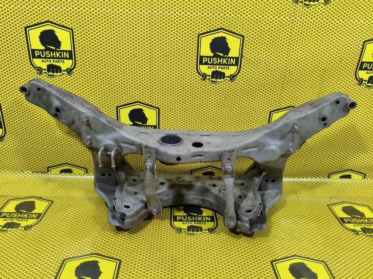 Подрамник подвески Nissan Qashqai 2011 J10