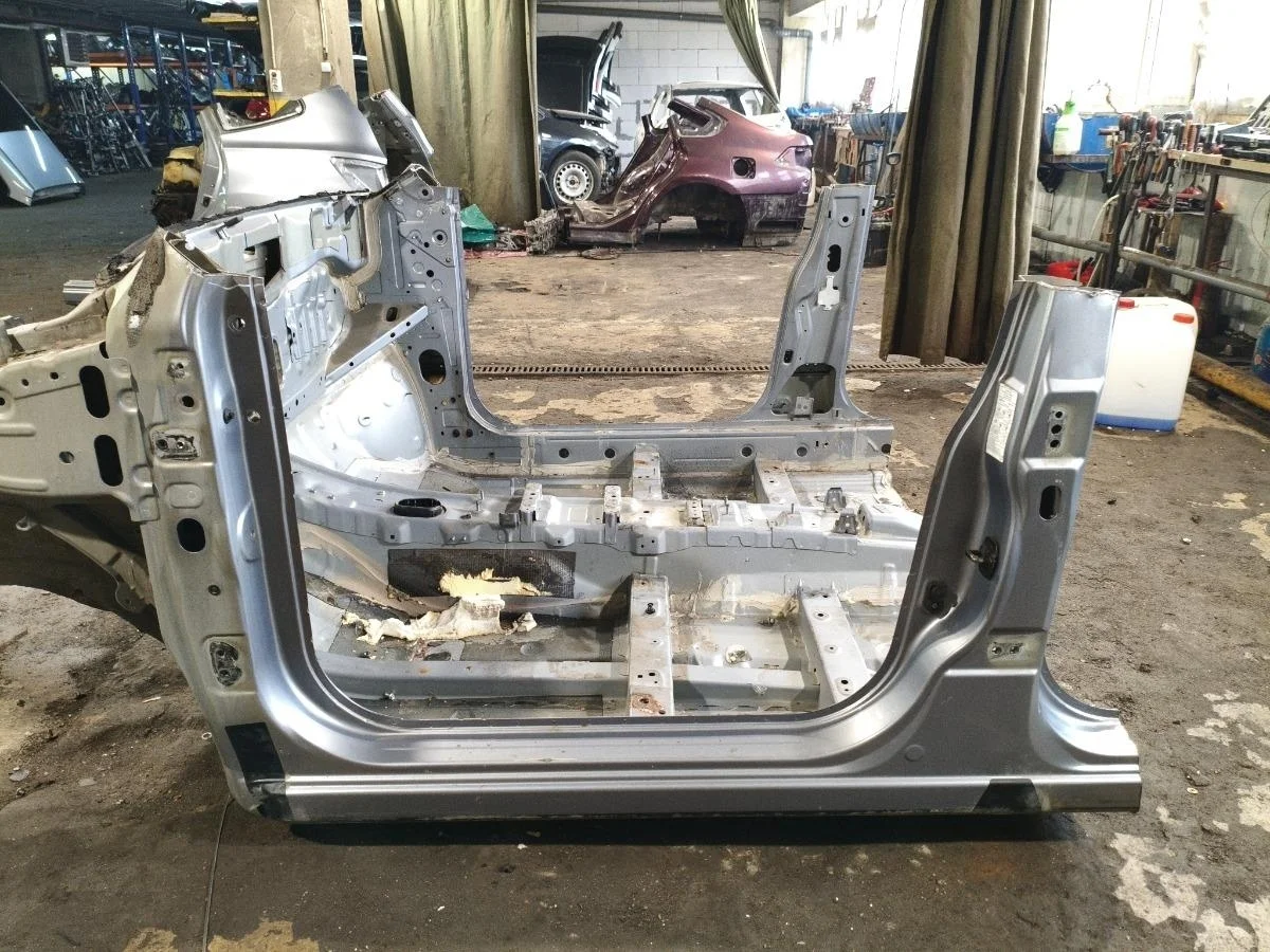 Часть кузова четверть Nissan Qashqai 2011 J10
