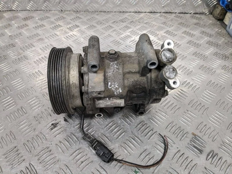 Компрессор кондиционера Renault Clio 3