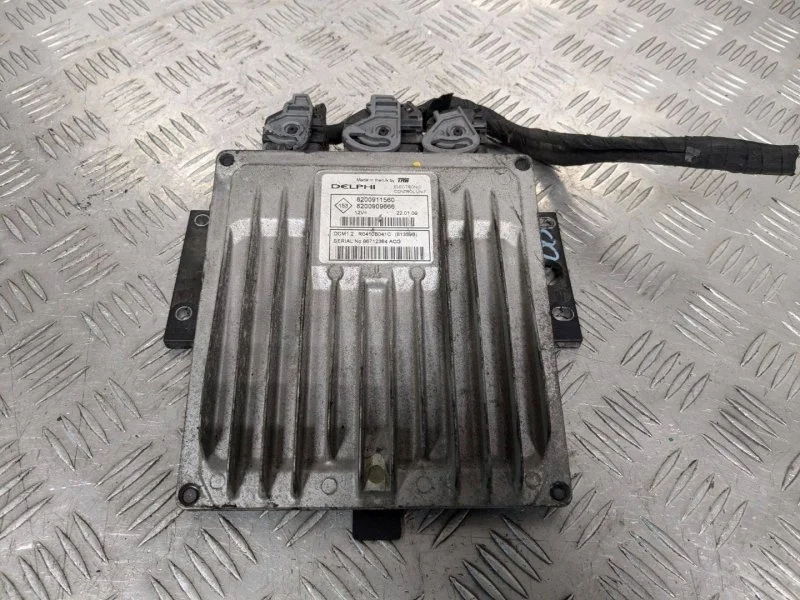 Блок управления двигателем Renault Clio 3 K9K 766