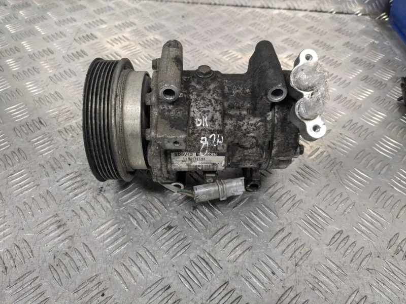 Компрессор кондиционера Renault Kangoo 2 K9K 820