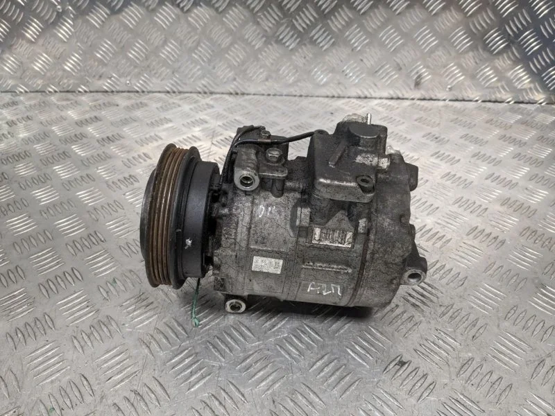Компрессор кондиционера Volkswagen Passat B5 AZM