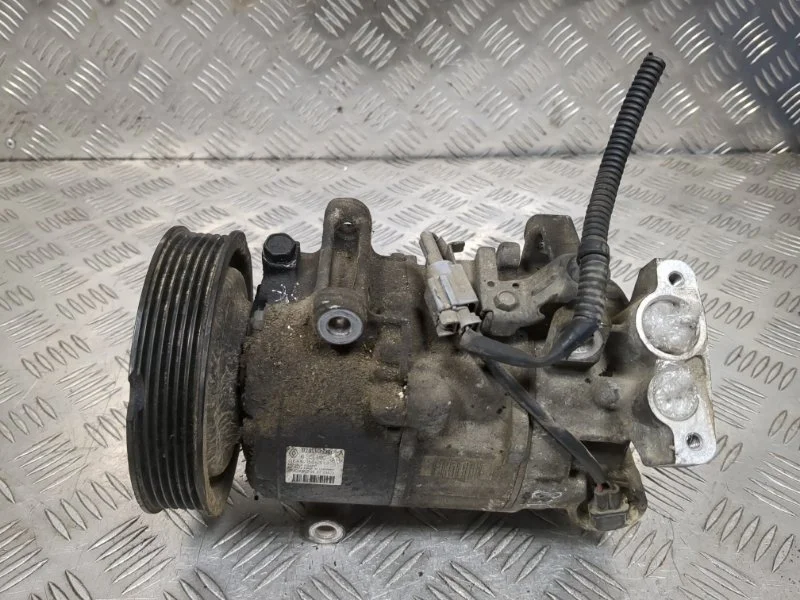 Компрессор кондиционера Renault Megane 3 K9K836