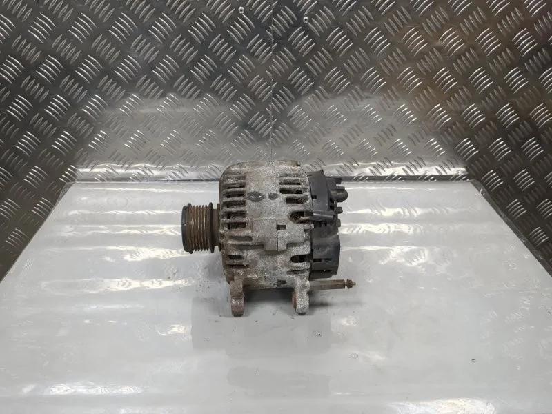 Генератор Volkswagen Passat B6 BLS 1.9