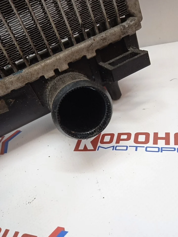 Радиатор охлаждения двигателя Б/У Оригинал