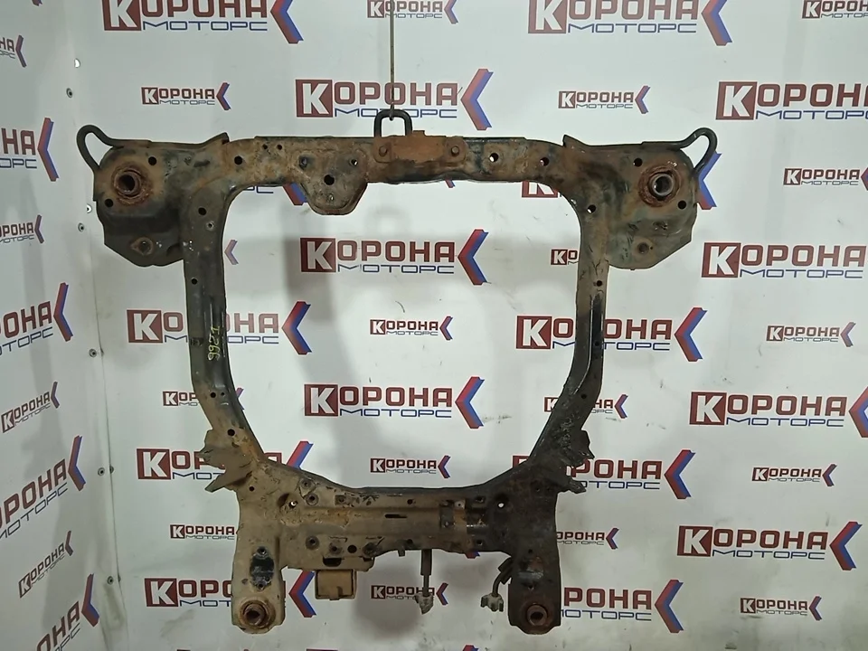 Подрамник двигателя Без упаковки Оригинал